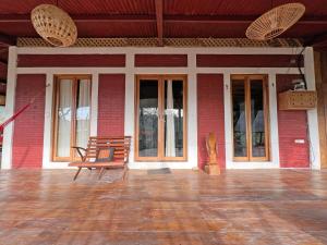 300m to beachcenter: 2 bedr-2 bath & great views!