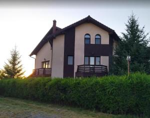 Villa VanDerVar-7rooms, long term rental, 29 euro per room per day, min 4 rooms, min 3 months with invoice