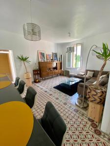 Grand appartement en centre ville avec terrasse