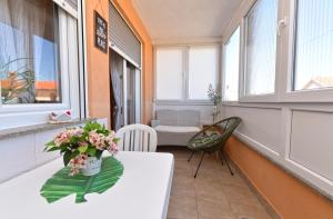 Apartment Liznjan 2285