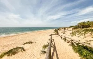 2 Bedroom Stunning Apartment In Rota - Rota