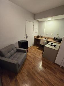 LA RESIDENCE PAULISTA - Flat 806 - Residence Service + Academia + Piscina + Prox. Paulista