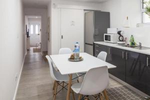 ANCO 56 - Cozy Retreat with Terrace