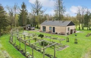 Gorgeous Home In Vorbasse With Kitchen - Hejnsvig