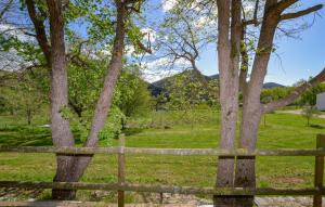 Maisons de vacances Pet Friendly Home In Riventosa 20250 With House A Mountain View : photos des chambres