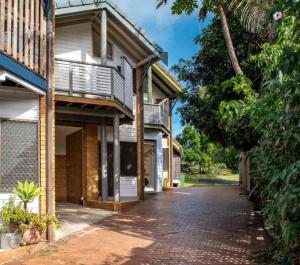 The Surf Pad - Oceanstays