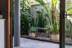 The Surf Pad - Oceanstays