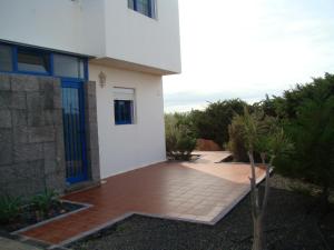 VILLA NALA Meer- Bergblick, solarbeheizter Pool, ruhige TOP Lage, alles zu Fuß erreichbar