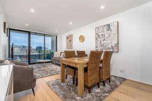 North-Facing APT 3 min to Canberra Times Fountain - Hosted by CanStay