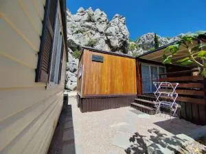 House Lena - Burnjak