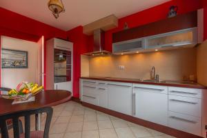 Chez Maryse et Guy - Bel Appt pour 4 avec jardin