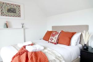 5 Bed Luxury London Home