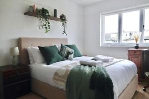 5 Bed Luxury London Home