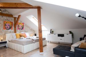 Rentero Marilyn Monroe Apartment with AC in Prague center