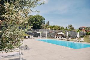 CORTILIO Luxury Homes on Etna