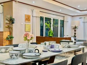 芭提雅米潘达之家 PATTAYA PANDA POOL VILLA