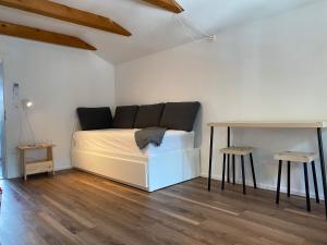 Chalet Studio Apartment with Aircon