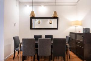 Experience local life in the heart of Gracia, Barcelona