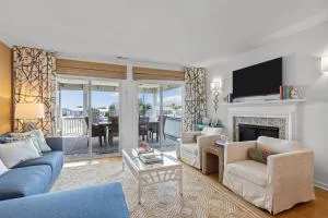 Bottoms Up! - 大西洋滩