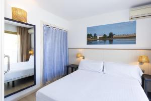 Family Apartment room in Blaumar Hotel
