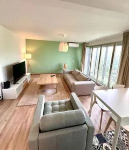 108 Cagnes - Joli T2 avec balcon proche mer - 克罗德卡涅