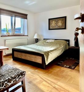 Pokoje na Zaciszu - Metro Zacisze