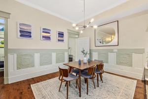 The Ray- 1st Floor Charming Condo- Walk to Downtown