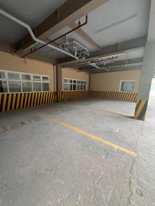 Burnham Hill Condominium EC Accomodation