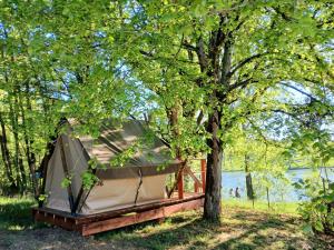 Les Auzerals camping du lac