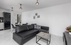 Nice Home In Bregi With House Sea View