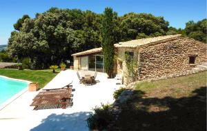 Maisons de vacances Amazing Home In Vaison-la-romaine With Private Swimming Pool, Can Be Inside Or Outside : photos des chambres