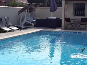 Villas Belle maison du SUD avec piscine : photos des chambres