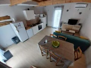 Gites Les Granges De Flolie - 洛拉盖自由城