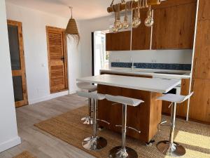 Estepona - Primera linea de playa y solarium Jo3