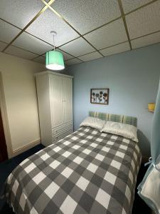 Palm Springs Apartments