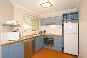Scarborough Beach Front Resort - Shell Seven