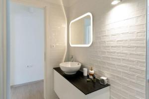 Phaedrus Living Modern City Flat Gkyzi