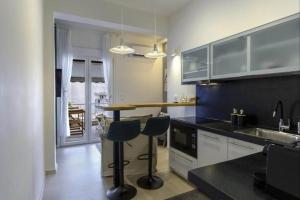 Phaedrus Living Modern City Flat Gkyzi