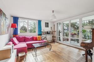 Peace and Quiet appartement at Goutte dOr by Weekome