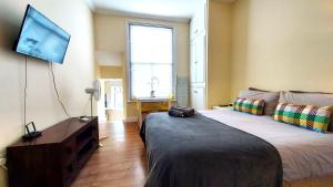 Fine Studio Flat - Shepherds Bush-Notting Hill