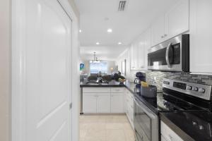 Beachfront condo with views, pools and pickleball