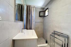 Mini Villa At 150m From The Beach Of Santa Giulia