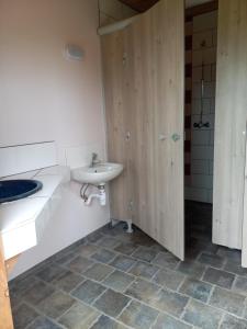 Campings Tiny House et yourte sous les Poiriers : photos des chambres