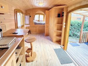 B&B / Chambres d'hotes Blue : La Roulotte du Medoc : photos des chambres