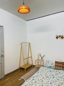 Phòng Giường Đôi Có Ban Công (Double Room with Balcony)