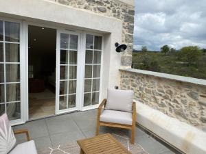 Appartements Les gites at Domaine les Caizergues : Appartement 2 Chambres Deluxe avec Balcon