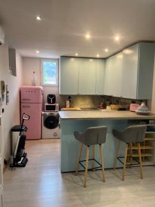 Duplex quatre pièces - une chambre bébé à 5 minutes de la plage