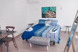 Joliebeachsxm - Grand Case