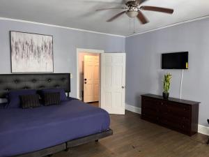 Charming King bed & Queen Sofa bed & TV Wifi