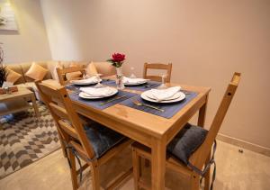 R101- Cosy and stylish apartment with King Size Bed- Belvédère